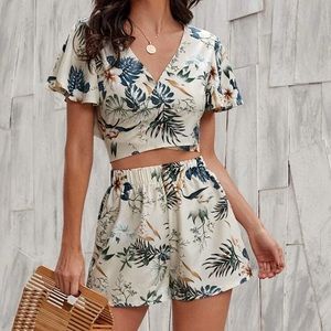 2 piece tropical floral set